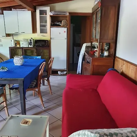 Casa Intera Indipendente Con Giardino Privato *
